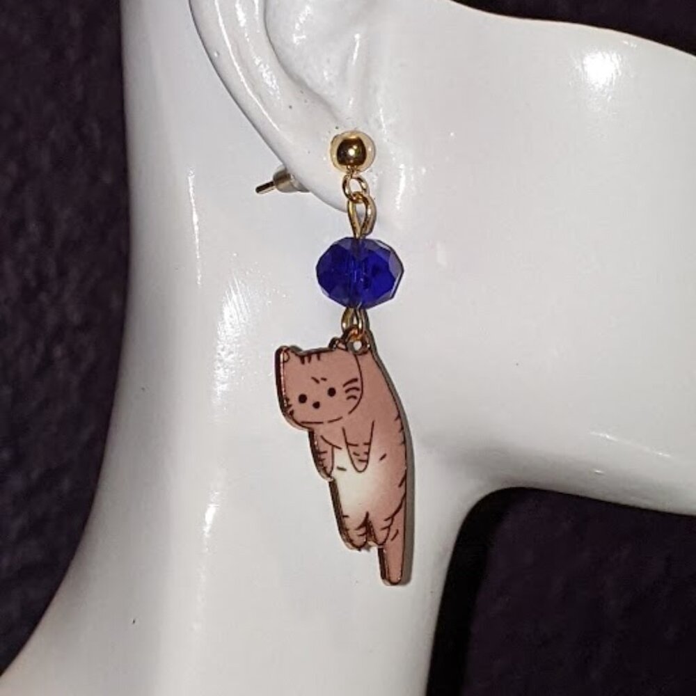 Brown Tabby Earrings